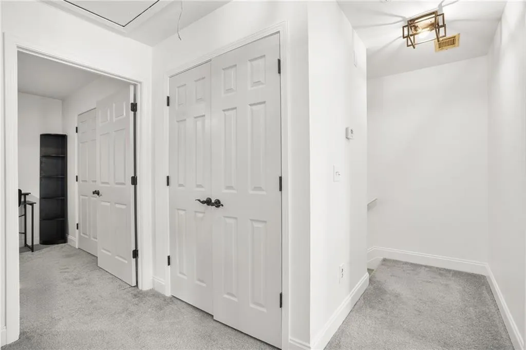545 Elmwood Road Nw, Atlanta, Georgia 30318, ,Residential Income,For Sale,545 Elmwood Road Nw,7640184