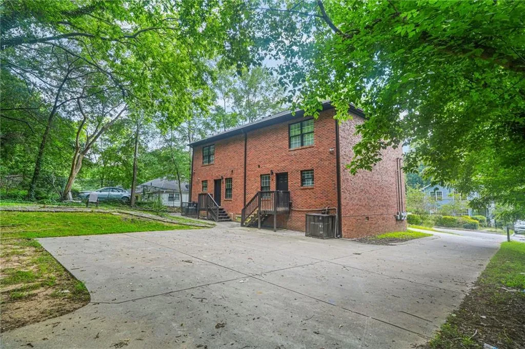 545 Elmwood Road Nw, Atlanta, Georgia 30318, ,Residential Income,For Sale,545 Elmwood Road Nw,7640184
