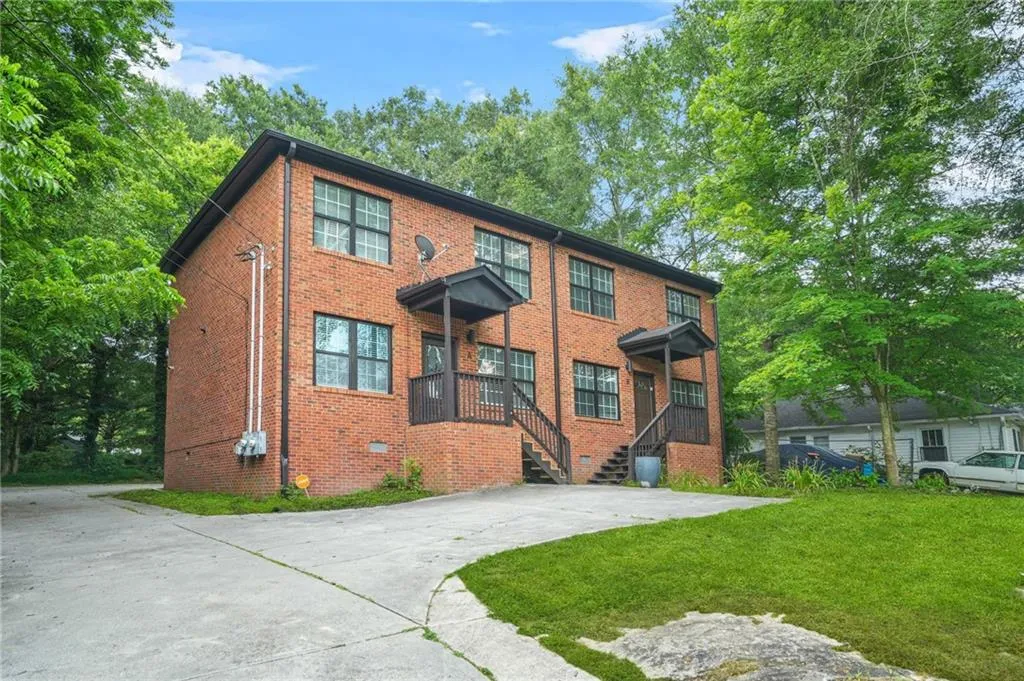545 Elmwood Road Nw, Atlanta, Georgia 30318, ,Residential Income,For Sale,545 Elmwood Road Nw,7640184