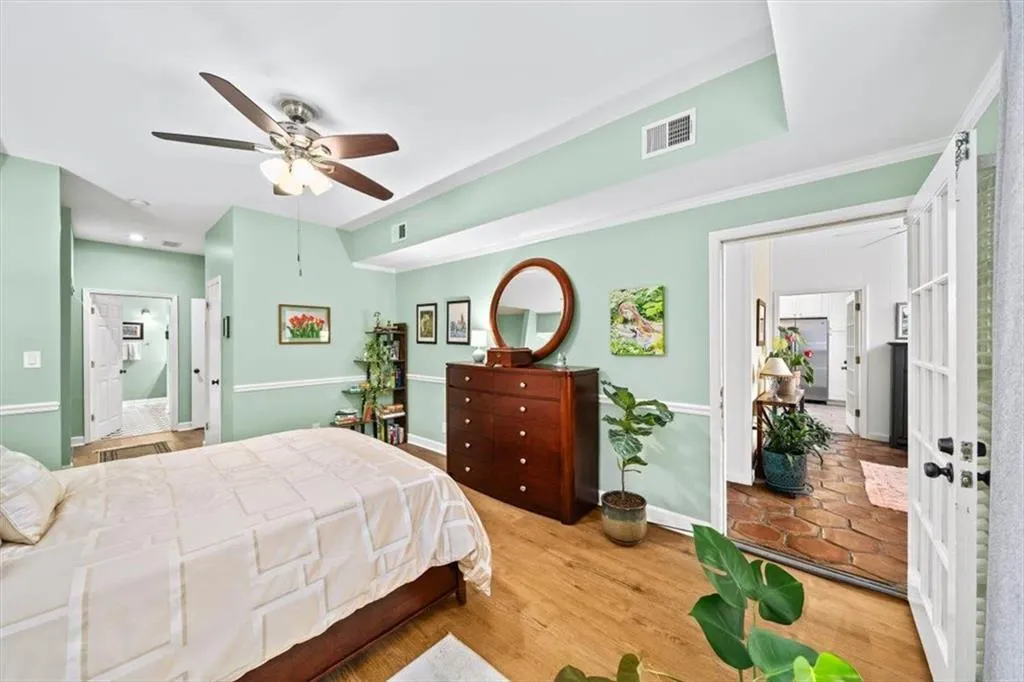 5105 Chemin De Vie, Atlanta, Georgia 30342, 2 Bedrooms Bedrooms, ,2 BathroomsBathrooms,Residential,For Sale,5105 Chemin De Vie,7557747