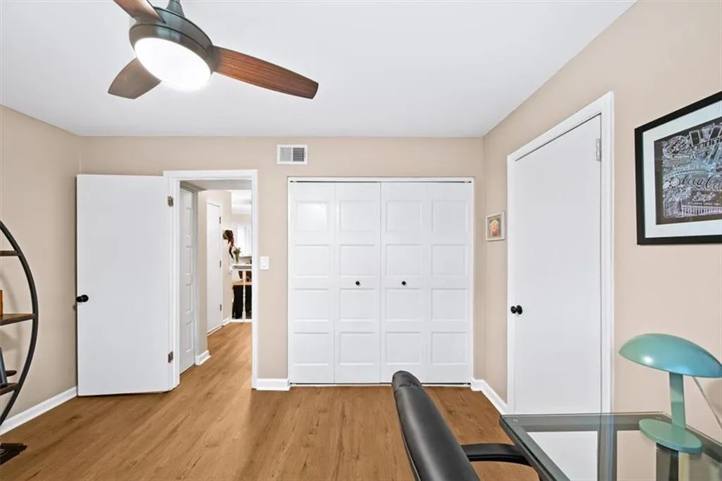 5105 Chemin De Vie, Atlanta, Georgia 30342, 2 Bedrooms Bedrooms, ,2 BathroomsBathrooms,Residential,For Sale,5105 Chemin De Vie,7557747