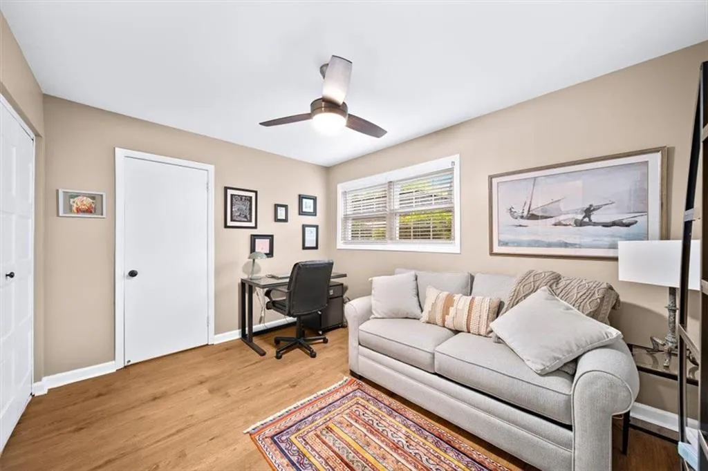 5105 Chemin De Vie, Atlanta, Georgia 30342, 2 Bedrooms Bedrooms, ,2 BathroomsBathrooms,Residential,For Sale,5105 Chemin De Vie,7557747