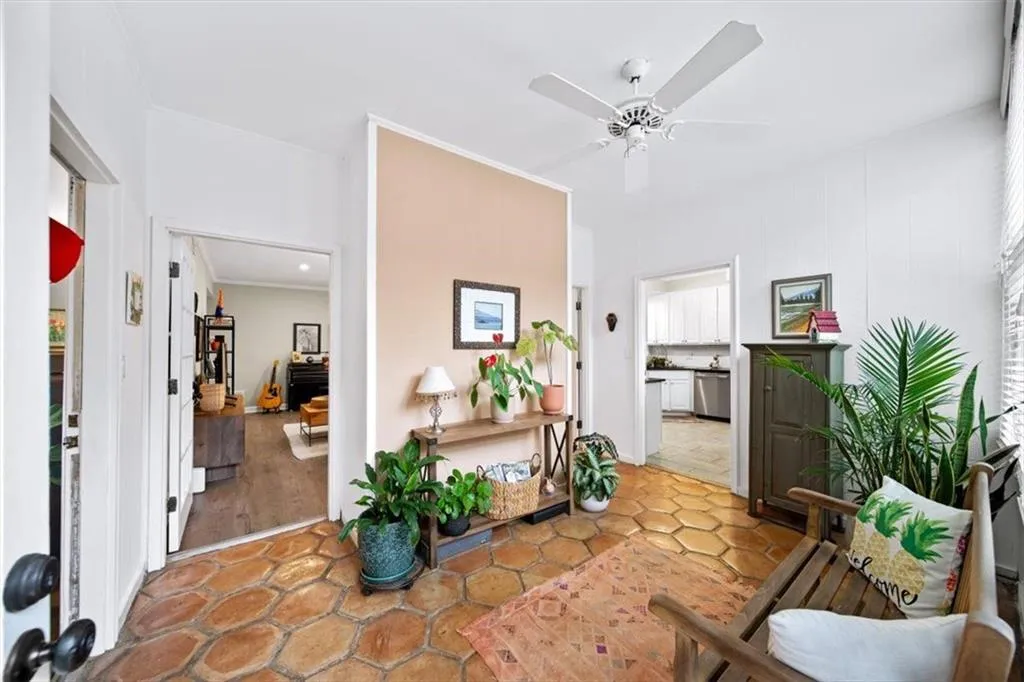 5105 Chemin De Vie, Atlanta, Georgia 30342, 2 Bedrooms Bedrooms, ,2 BathroomsBathrooms,Residential,For Sale,5105 Chemin De Vie,7557747