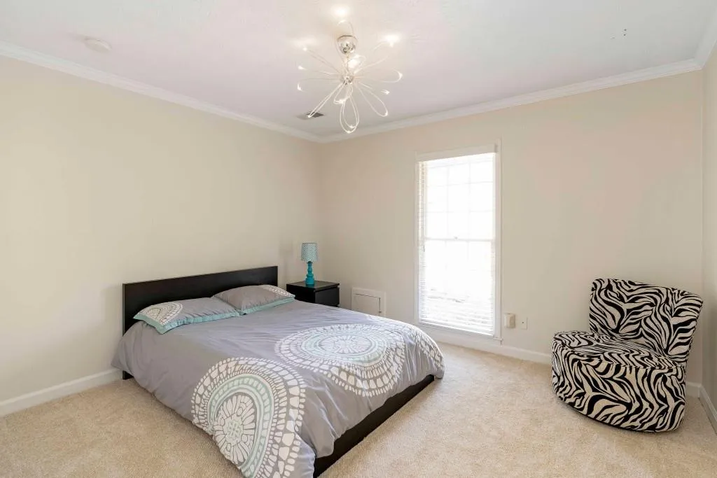 235 W Spalding Drive, Sandy Springs, Georgia 30328, 4 Bedrooms Bedrooms, ,2 BathroomsBathrooms,Residential,Sold,235 W Spalding Drive,6847668