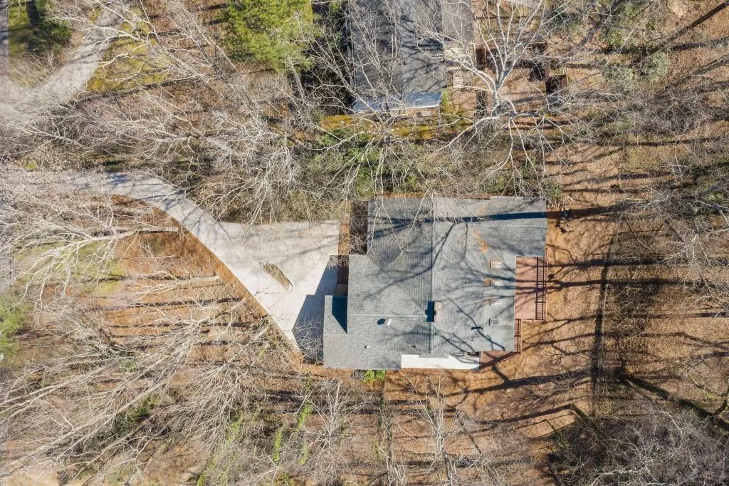 235 W Spalding Drive, Sandy Springs, Georgia 30328, 4 Bedrooms Bedrooms, ,2 BathroomsBathrooms,Residential,Sold,235 W Spalding Drive,6847668