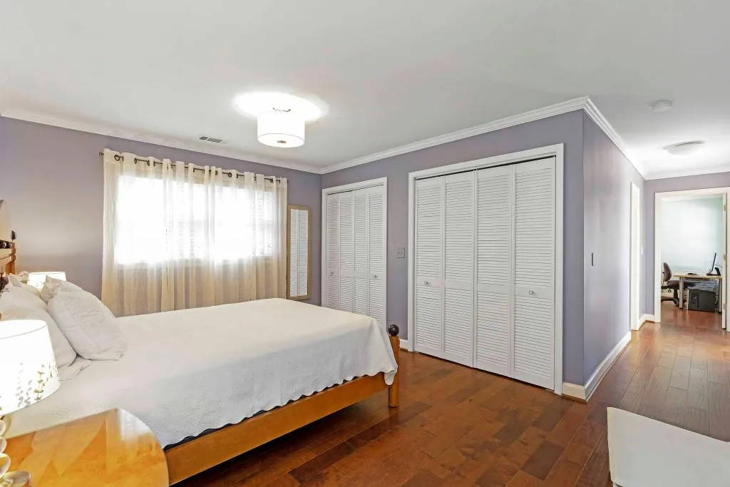 235 W Spalding Drive, Sandy Springs, Georgia 30328, 4 Bedrooms Bedrooms, ,2 BathroomsBathrooms,Residential,Sold,235 W Spalding Drive,6847668