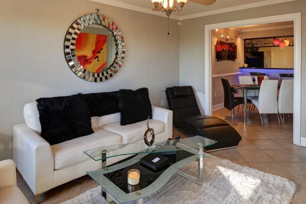 795 Hammond Drive Unit 706, Sandy Springs, Georgia 30328, 2 Bedrooms Bedrooms, ,1 BathroomBathrooms,Residential,Sold,795 Hammond Drive Unit 706,5961336