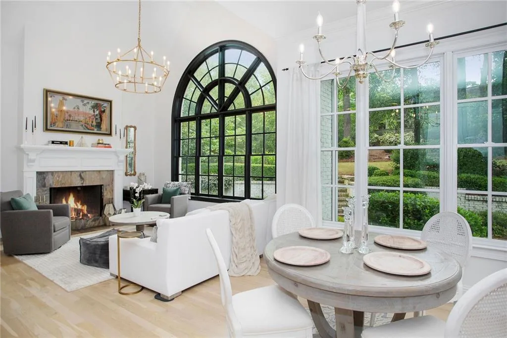 5207 Lake Forrest Drive, Atlanta, Georgia 30342, 5 Bedrooms Bedrooms, ,5 BathroomsBathrooms,Residential,Sold,5207 Lake Forrest Drive,7035245