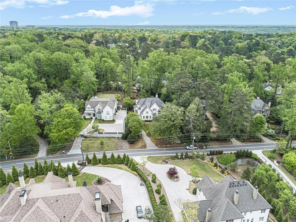 5207 Lake Forrest Drive, Atlanta, Georgia 30342, 5 Bedrooms Bedrooms, ,5 BathroomsBathrooms,Residential,Sold,5207 Lake Forrest Drive,7035245