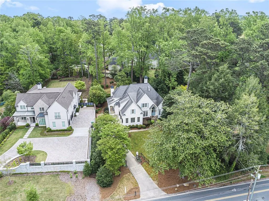 5207 Lake Forrest Drive, Atlanta, Georgia 30342, 5 Bedrooms Bedrooms, ,5 BathroomsBathrooms,Residential,Sold,5207 Lake Forrest Drive,7035245