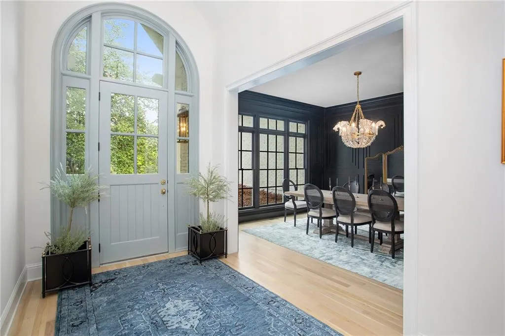 5207 Lake Forrest Drive, Atlanta, Georgia 30342, 5 Bedrooms Bedrooms, ,5 BathroomsBathrooms,Residential,Sold,5207 Lake Forrest Drive,7035245