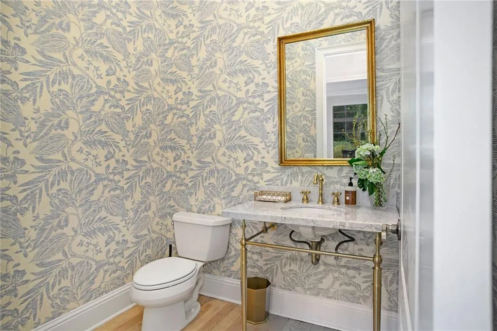 5207 Lake Forrest Drive, Atlanta, Georgia 30342, 5 Bedrooms Bedrooms, ,5 BathroomsBathrooms,Residential,Sold,5207 Lake Forrest Drive,7035245