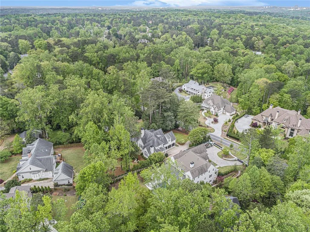 5207 Lake Forrest Drive, Atlanta, Georgia 30342, 5 Bedrooms Bedrooms, ,5 BathroomsBathrooms,Residential,Sold,5207 Lake Forrest Drive,7035245