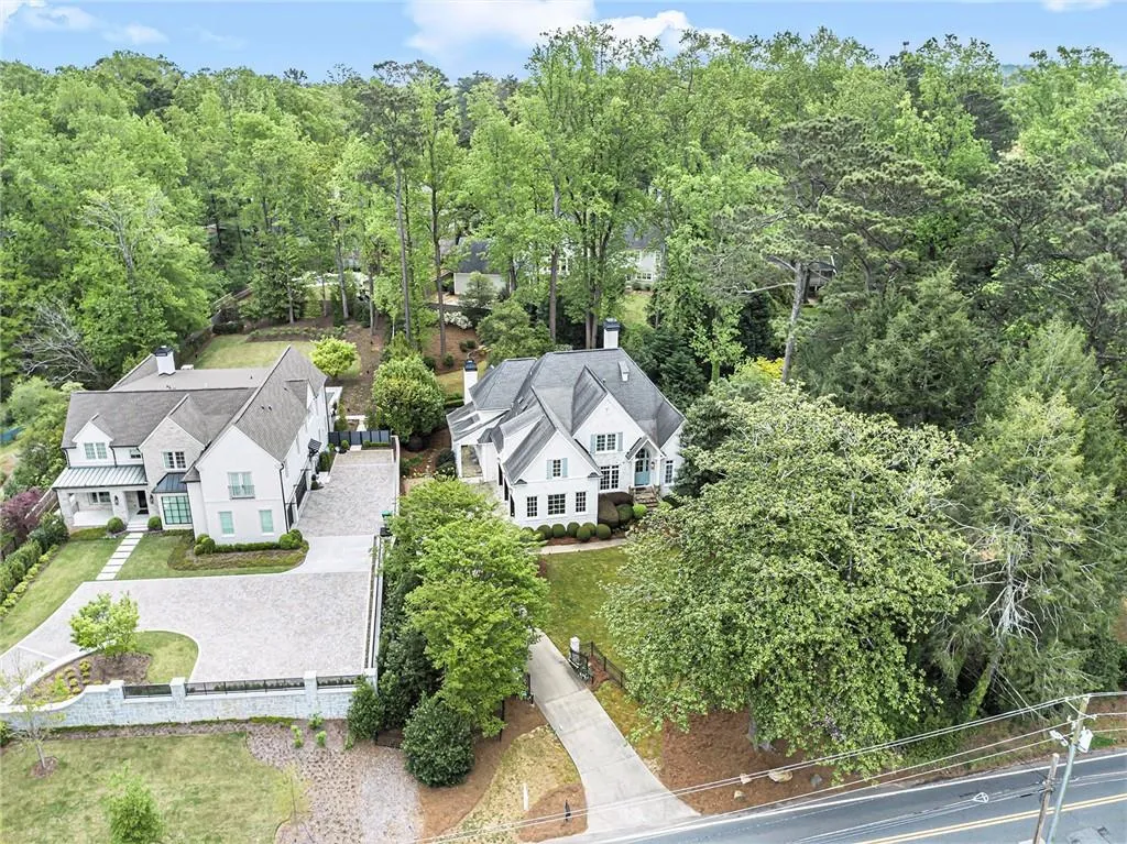 5207 Lake Forrest Drive, Atlanta, Georgia 30342, 5 Bedrooms Bedrooms, ,5 BathroomsBathrooms,Residential,Sold,5207 Lake Forrest Drive,7035245