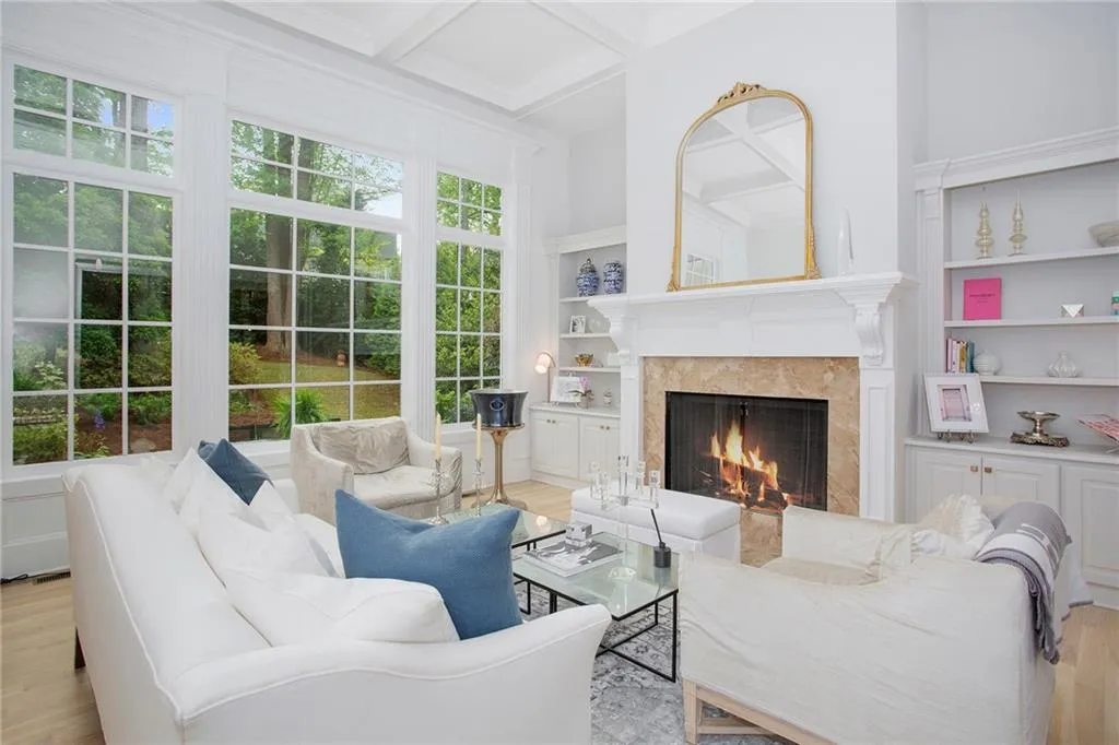 5207 Lake Forrest Drive, Atlanta, Georgia 30342, 5 Bedrooms Bedrooms, ,5 BathroomsBathrooms,Residential,Sold,5207 Lake Forrest Drive,7035245