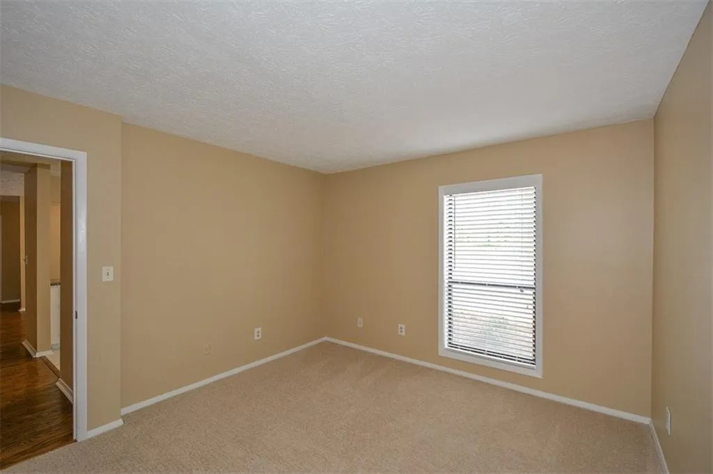 1705 Woodcliff Drive, Sandy Springs, Georgia 30350, 2 Bedrooms Bedrooms, ,2 BathroomsBathrooms,Residential,Sold,1705 Woodcliff Drive,5993490