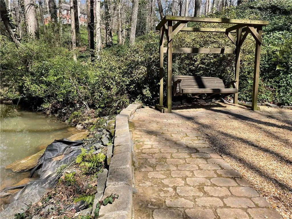 515 Forest Valley Road, Atlanta, Georgia 30342, 4 Bedrooms Bedrooms, ,3 BathroomsBathrooms,Residential,Sold,515 Forest Valley Road,7016255