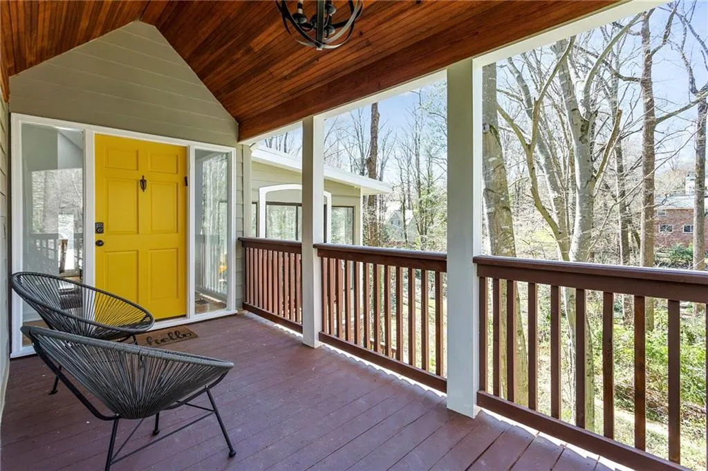 515 Forest Valley Road, Atlanta, Georgia 30342, 4 Bedrooms Bedrooms, ,3 BathroomsBathrooms,Residential,Sold,515 Forest Valley Road,7016255