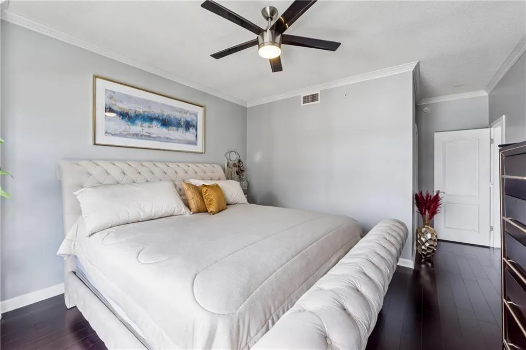 3475 Oak Valley Road Ne Unit 980, Atlanta, Georgia 30326, 2 Bedrooms Bedrooms, ,1 BathroomBathrooms,Residential,For Sale,3475 Oak Valley Road Ne Unit 980,7635796