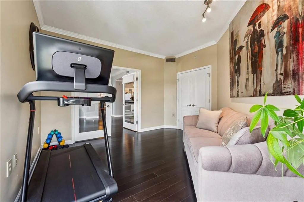 3475 Oak Valley Road Ne Unit 980, Atlanta, Georgia 30326, 2 Bedrooms Bedrooms, ,1 BathroomBathrooms,Residential,For Sale,3475 Oak Valley Road Ne Unit 980,7635796