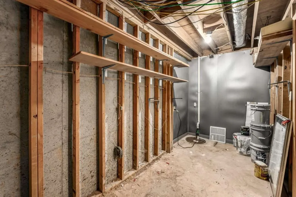 storage room off bonus room