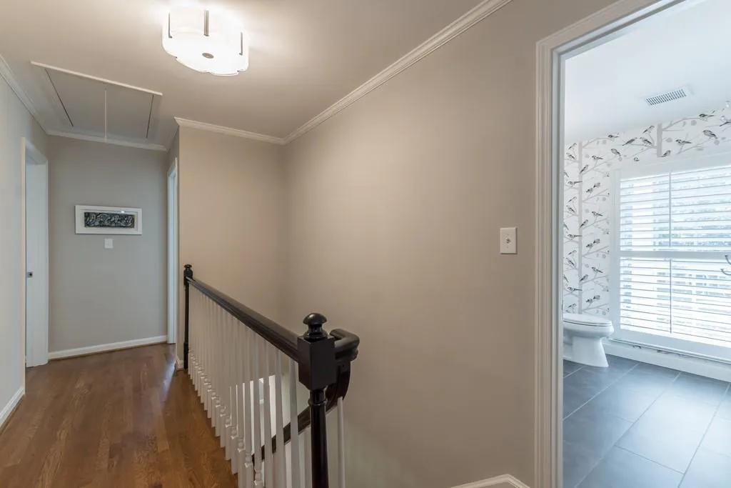 745 Edgewater Trail, Sandy Springs, Georgia 30328, 4 Bedrooms Bedrooms, ,3 BathroomsBathrooms,Residential,Sold,745 Edgewater Trail,6785677