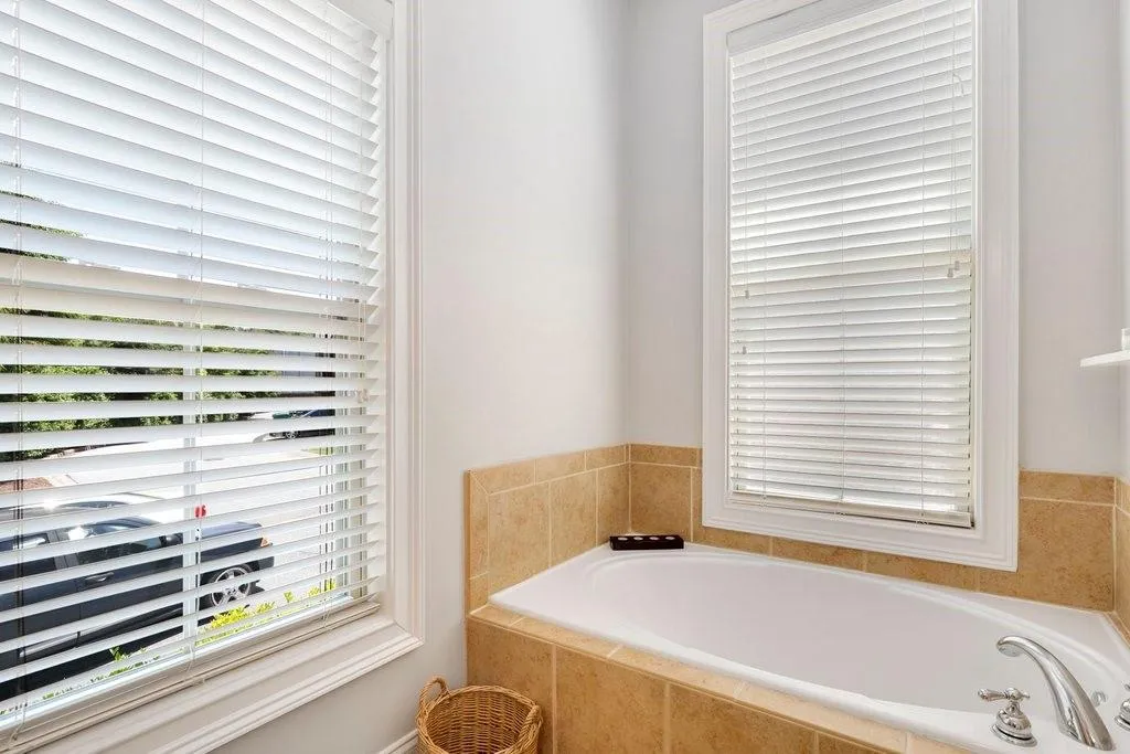 767 Berrydale Drive Unit 49, Atlanta, Georgia 30328, 2 Bedrooms Bedrooms, ,2 BathroomsBathrooms,Residential,Sold,767 Berrydale Drive Unit 49,7047296