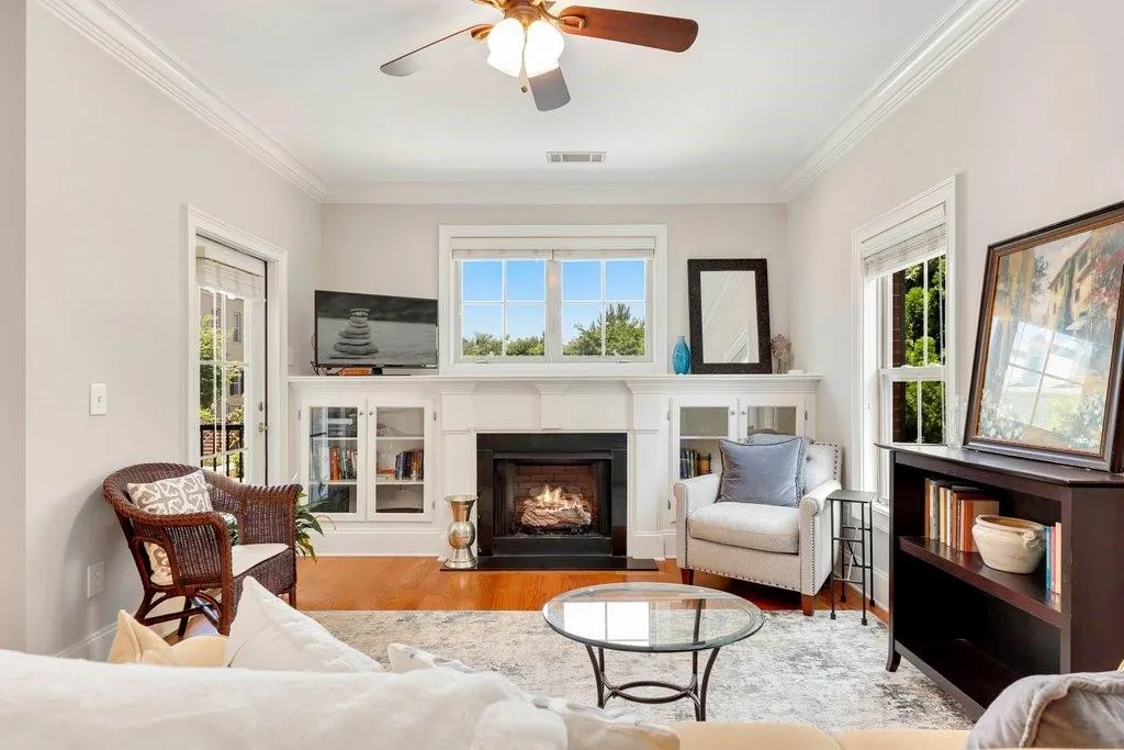 767 Berrydale Drive Unit 49, Atlanta, Georgia 30328, 2 Bedrooms Bedrooms, ,2 BathroomsBathrooms,Residential,Sold,767 Berrydale Drive Unit 49,7047296