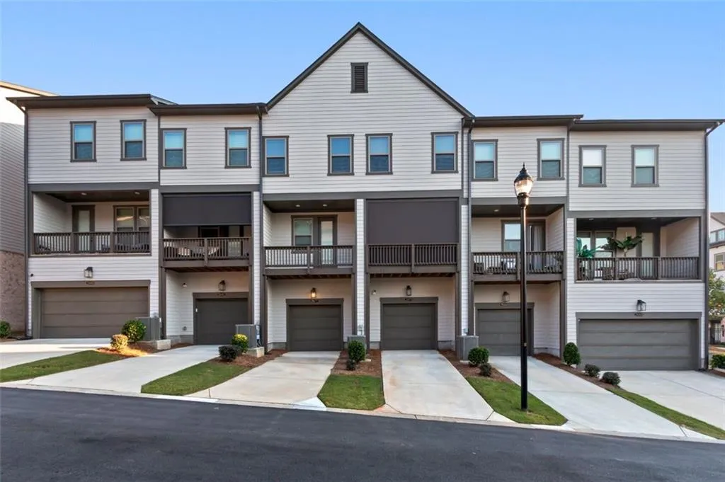 2669 Caruso Way, Atlanta, Georgia 30339, 3 Bedrooms Bedrooms, ,3 BathroomsBathrooms,Residential,For Sale,2669 Caruso Way,7648192