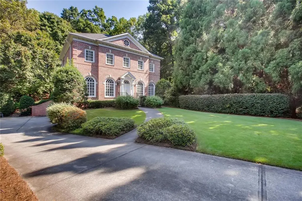 5185 Falcon Chase Lane, Sandy Springs, Georgia 30342, 5 Bedrooms Bedrooms, ,4 BathroomsBathrooms,Residential,Sold,5185 Falcon Chase Lane,6674890