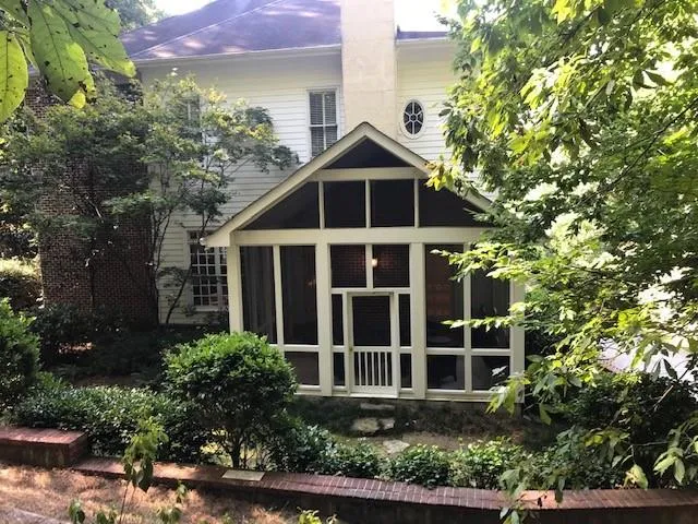 5185 Falcon Chase Lane, Sandy Springs, Georgia 30342, 5 Bedrooms Bedrooms, ,4 BathroomsBathrooms,Residential,Sold,5185 Falcon Chase Lane,6674890