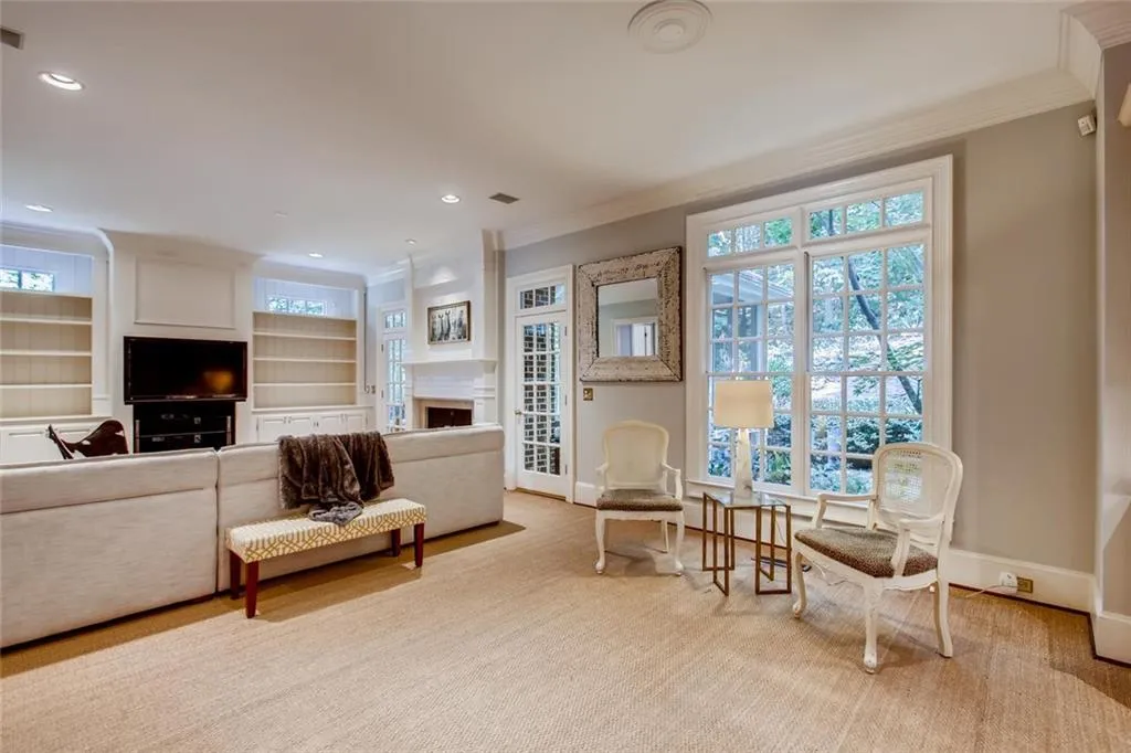 5185 Falcon Chase Lane, Sandy Springs, Georgia 30342, 5 Bedrooms Bedrooms, ,4 BathroomsBathrooms,Residential,Sold,5185 Falcon Chase Lane,6674890