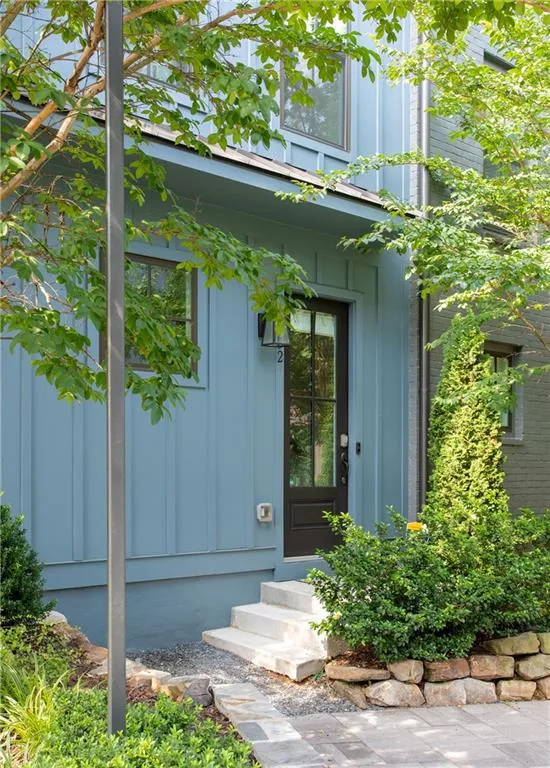 132 Pacer Place, Atlanta, Georgia 30342, 2 Bedrooms Bedrooms, 0 ,2 BathroomsBathrooms,Residential,Sold,132 Pacer Place,7796628