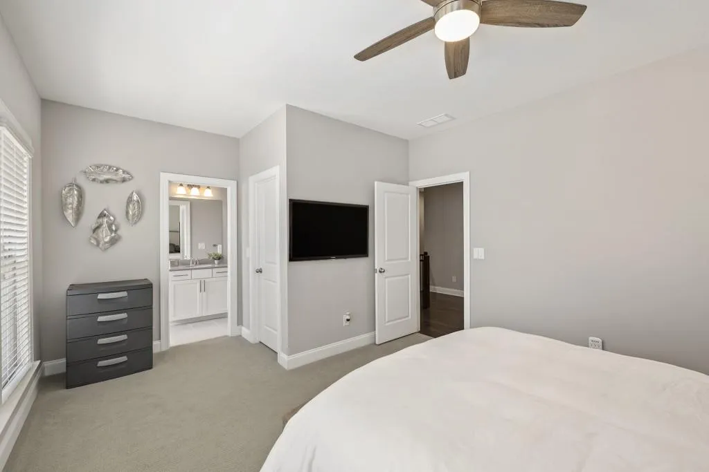 55 Marlow Place, Sandy Springs, Georgia 30328, 3 Bedrooms Bedrooms, ,3 BathroomsBathrooms,Residential,Sold,55 Marlow Place,7046239