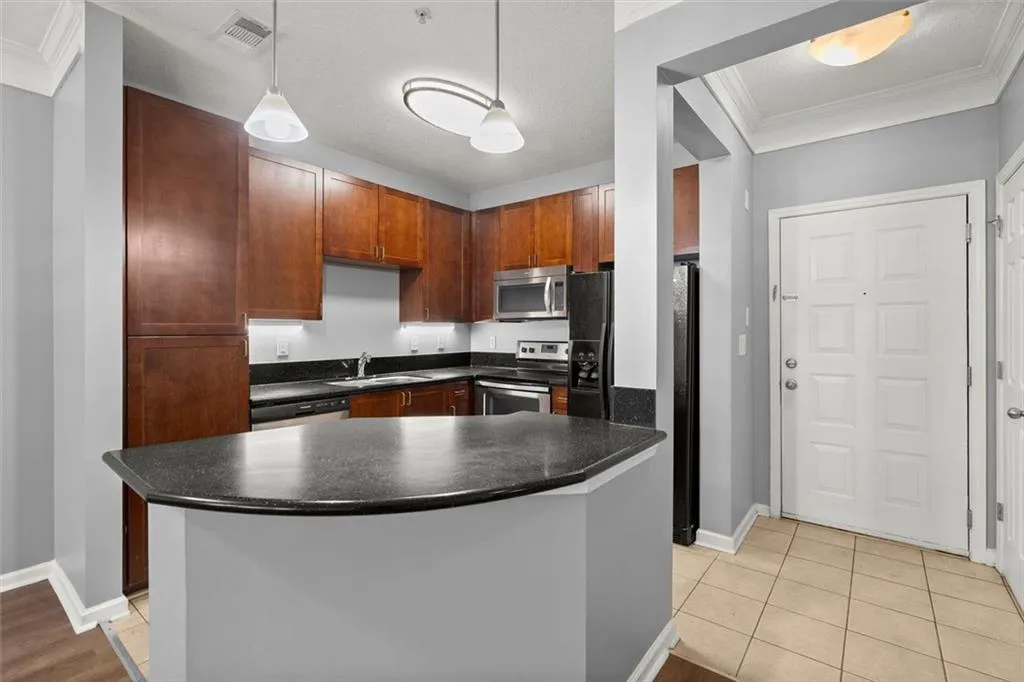 400 17th Street Nw Unit 1253, Atlanta, Georgia 30318, 1 Bedroom Bedrooms, ,1 BathroomBathrooms,Residential,For Sale,400 17th Street Nw Unit 1253,7580066