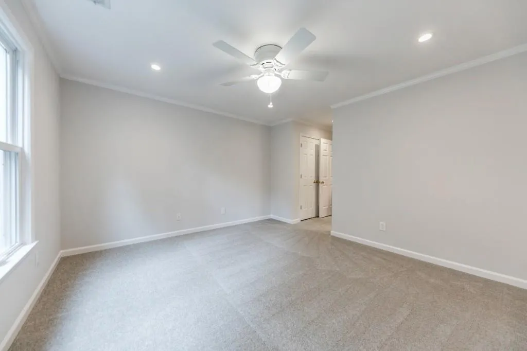 8225 Grogans Ferry Road, Sandy Springs, Georgia 30350, 5 Bedrooms Bedrooms, ,4 BathroomsBathrooms,Residential,Sold,8225 Grogans Ferry Road,6790609