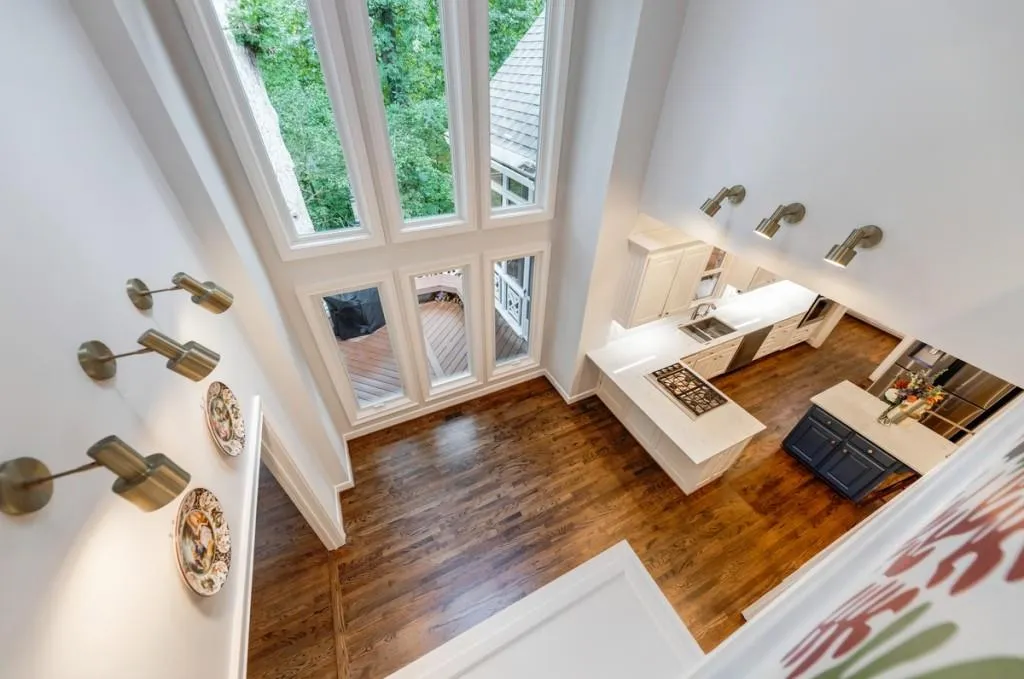 8225 Grogans Ferry Road, Sandy Springs, Georgia 30350, 5 Bedrooms Bedrooms, ,4 BathroomsBathrooms,Residential,Sold,8225 Grogans Ferry Road,6790609