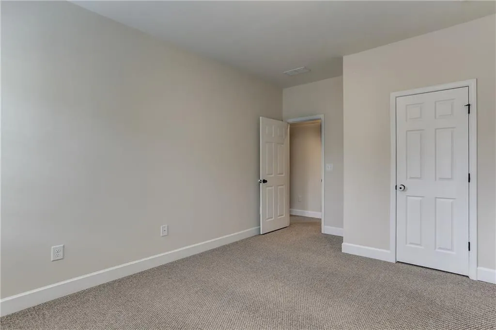 111 Barkley Lane, Sandy Springs, Georgia 30328, 4 Bedrooms Bedrooms, ,3 BathroomsBathrooms,Residential,Sold,111 Barkley Lane,6668177