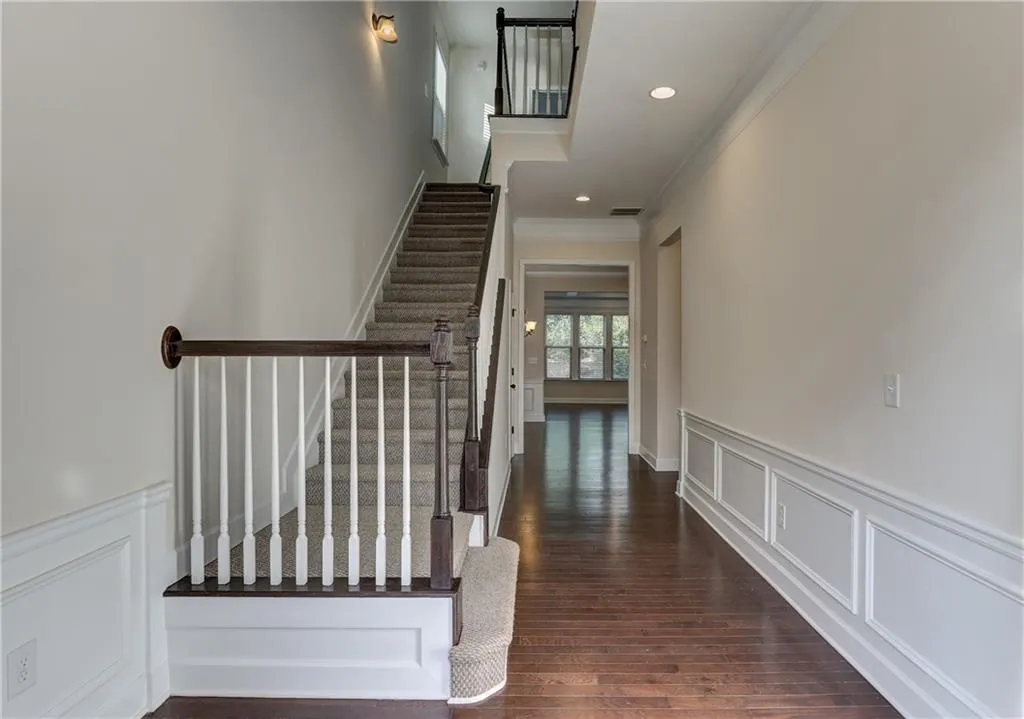 111 Barkley Lane, Sandy Springs, Georgia 30328, 4 Bedrooms Bedrooms, ,3 BathroomsBathrooms,Residential,Sold,111 Barkley Lane,6668177