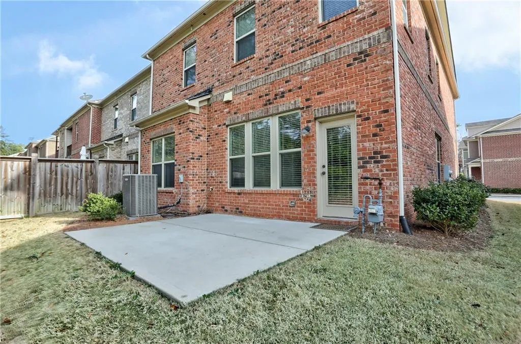 111 Barkley Lane, Sandy Springs, Georgia 30328, 4 Bedrooms Bedrooms, ,3 BathroomsBathrooms,Residential,Sold,111 Barkley Lane,6668177