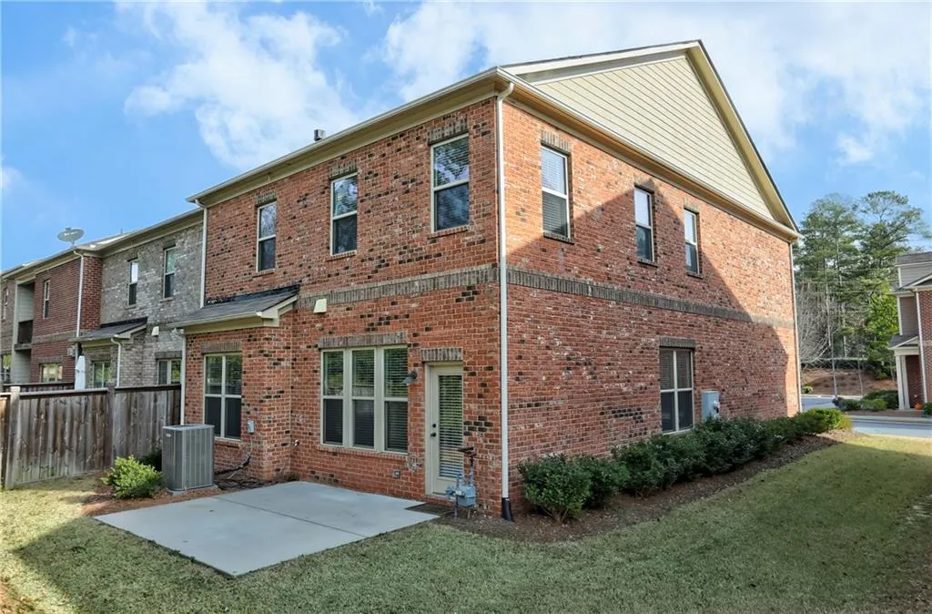 111 Barkley Lane, Sandy Springs, Georgia 30328, 4 Bedrooms Bedrooms, ,3 BathroomsBathrooms,Residential,Sold,111 Barkley Lane,6668177