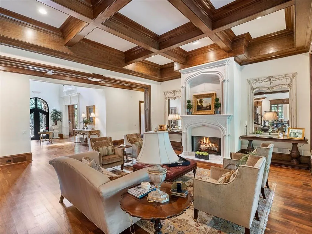 5705 Winterthur Lane, Sandy Springs, Georgia 30328, 8 Bedrooms Bedrooms, ,10 BathroomsBathrooms,Residential,Sold,5705 Winterthur Lane,6948651