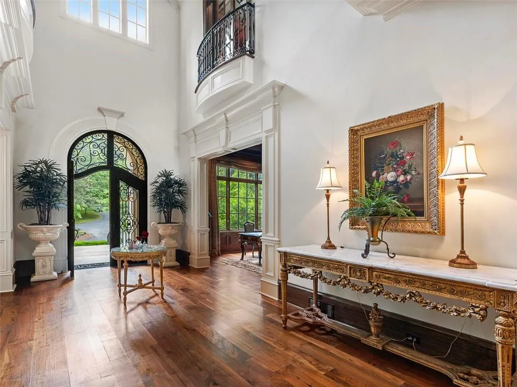 5705 Winterthur Lane, Sandy Springs, Georgia 30328, 8 Bedrooms Bedrooms, ,10 BathroomsBathrooms,Residential,Sold,5705 Winterthur Lane,6948651