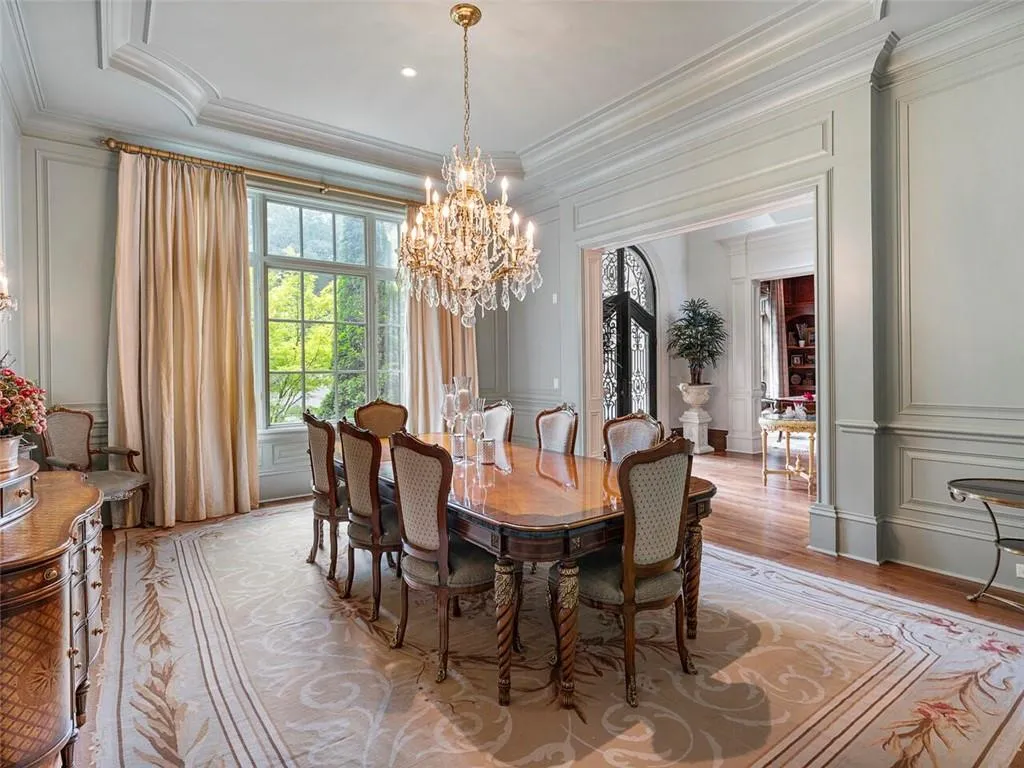 5705 Winterthur Lane, Sandy Springs, Georgia 30328, 8 Bedrooms Bedrooms, ,10 BathroomsBathrooms,Residential,Sold,5705 Winterthur Lane,6948651