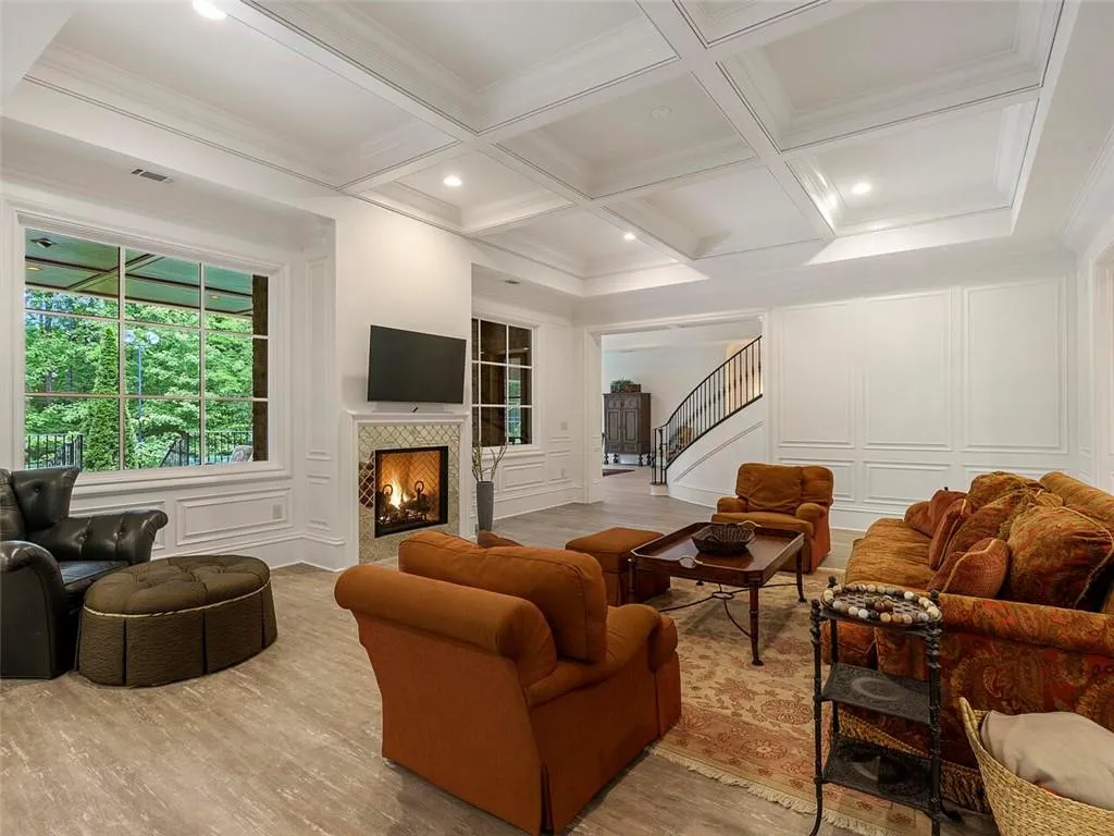 5705 Winterthur Lane, Sandy Springs, Georgia 30328, 8 Bedrooms Bedrooms, ,10 BathroomsBathrooms,Residential,Sold,5705 Winterthur Lane,6948651