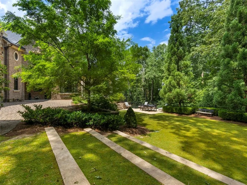 5705 Winterthur Lane, Sandy Springs, Georgia 30328, 8 Bedrooms Bedrooms, ,10 BathroomsBathrooms,Residential,Sold,5705 Winterthur Lane,6948651