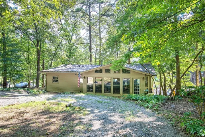 40 Oriole Drive Se, White, Georgia 30184