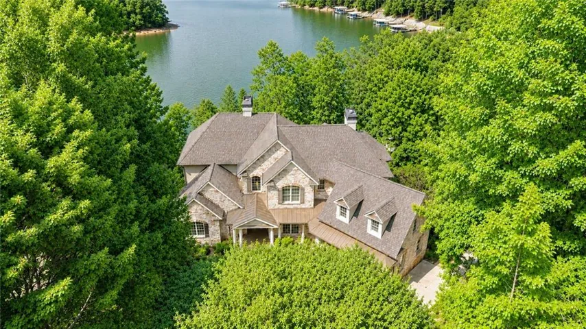 5720 Chestatee Landing Drive, Gainesville, Georgia 30506