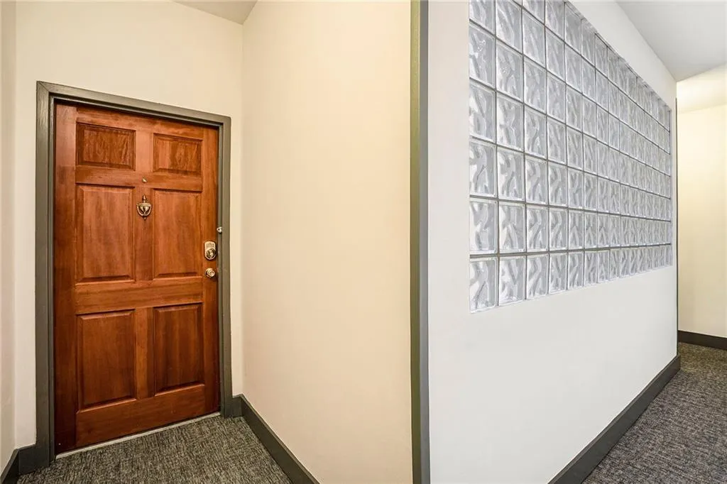 2161 Peachtree Road Ne Unit 402, Atlanta, Georgia 30309, 2 Bedrooms Bedrooms, ,2 BathroomsBathrooms,Residential,Sold,2161 Peachtree Road Ne Unit 402,7554740