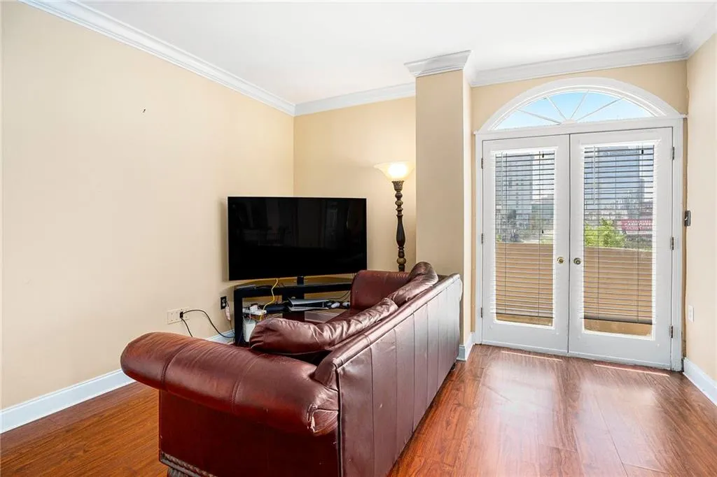 2161 Peachtree Road Ne Unit 402, Atlanta, Georgia 30309, 2 Bedrooms Bedrooms, ,2 BathroomsBathrooms,Residential,Sold,2161 Peachtree Road Ne Unit 402,7554740